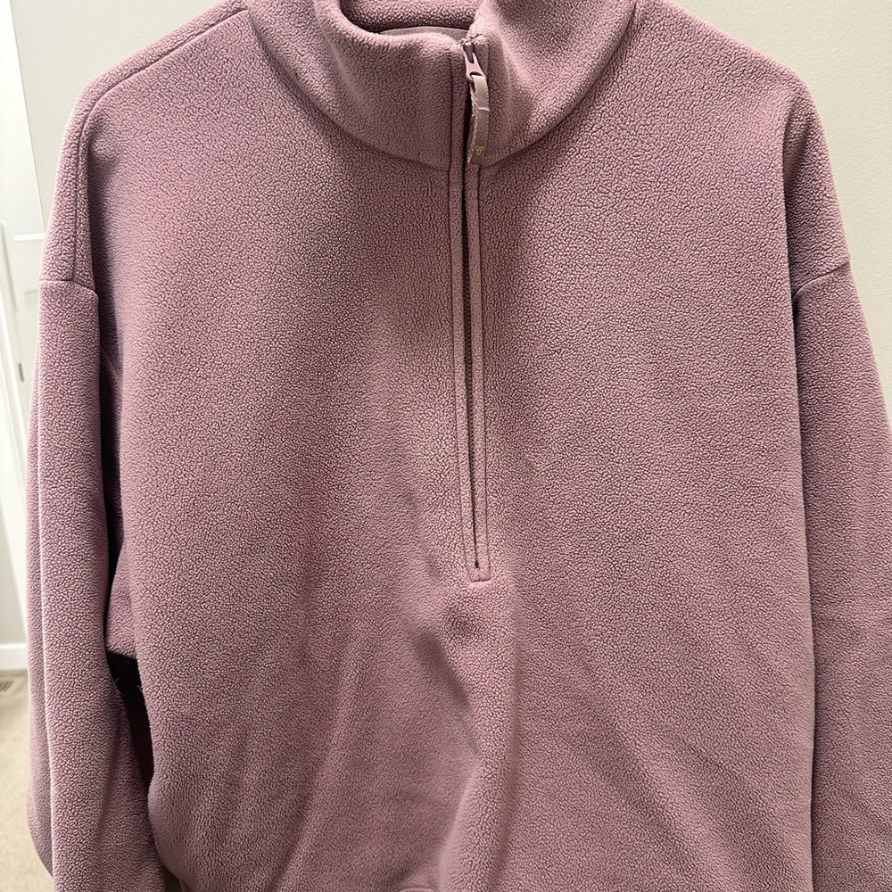 Aritzia Golden Fleece Pullover in dusty rose